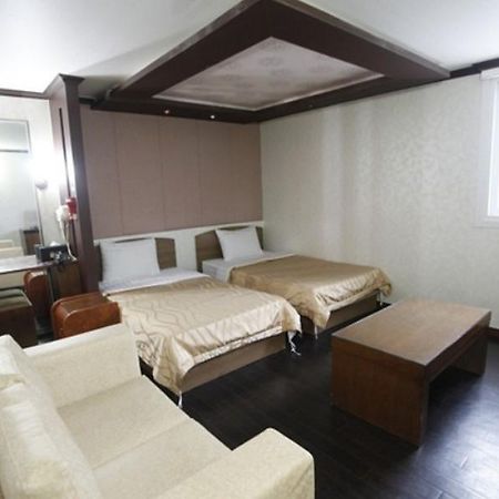 סוואן Diamond Hotel מראה חיצוני תמונה